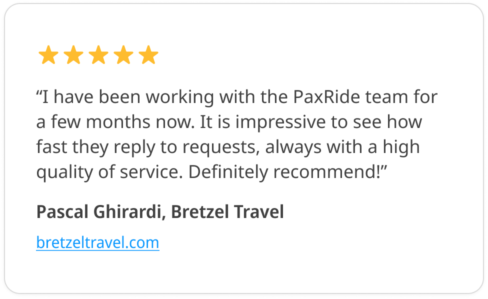 Five-star review for PaxRide's scalable airport transfers, highlighting efficiency in B2B business travel solutions.